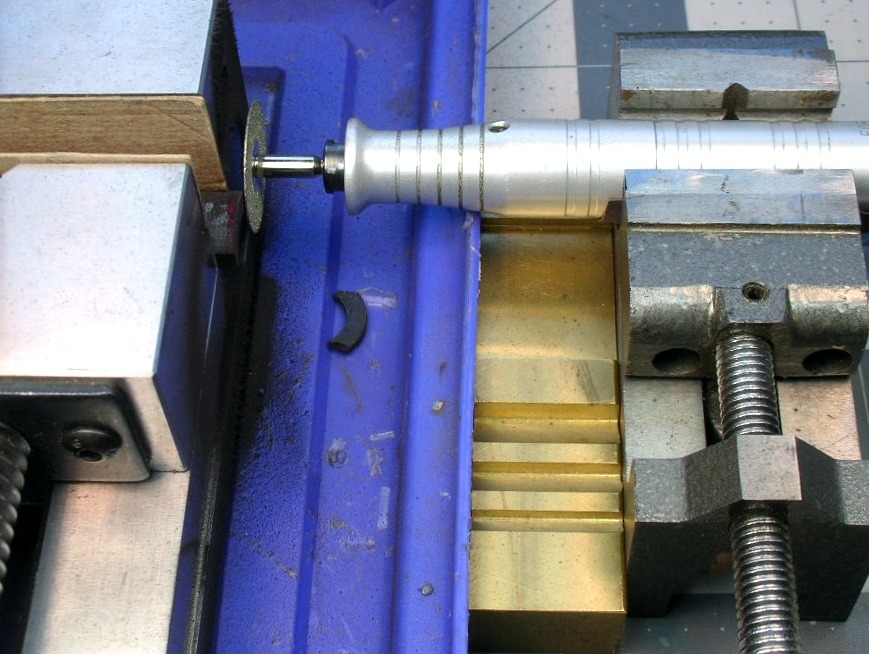 honey I shrunk the Phil Rubin Ti22.jpg