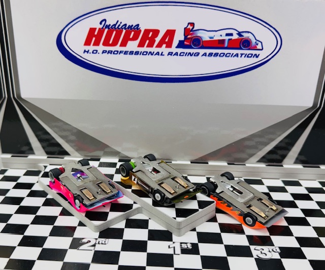 Gravity podium - chassis.jpg