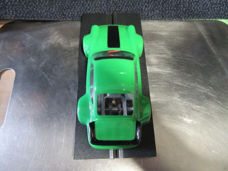 930_TopV_R.JPG