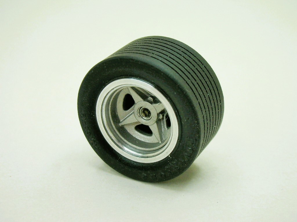matich wheels and tires (13).JPG